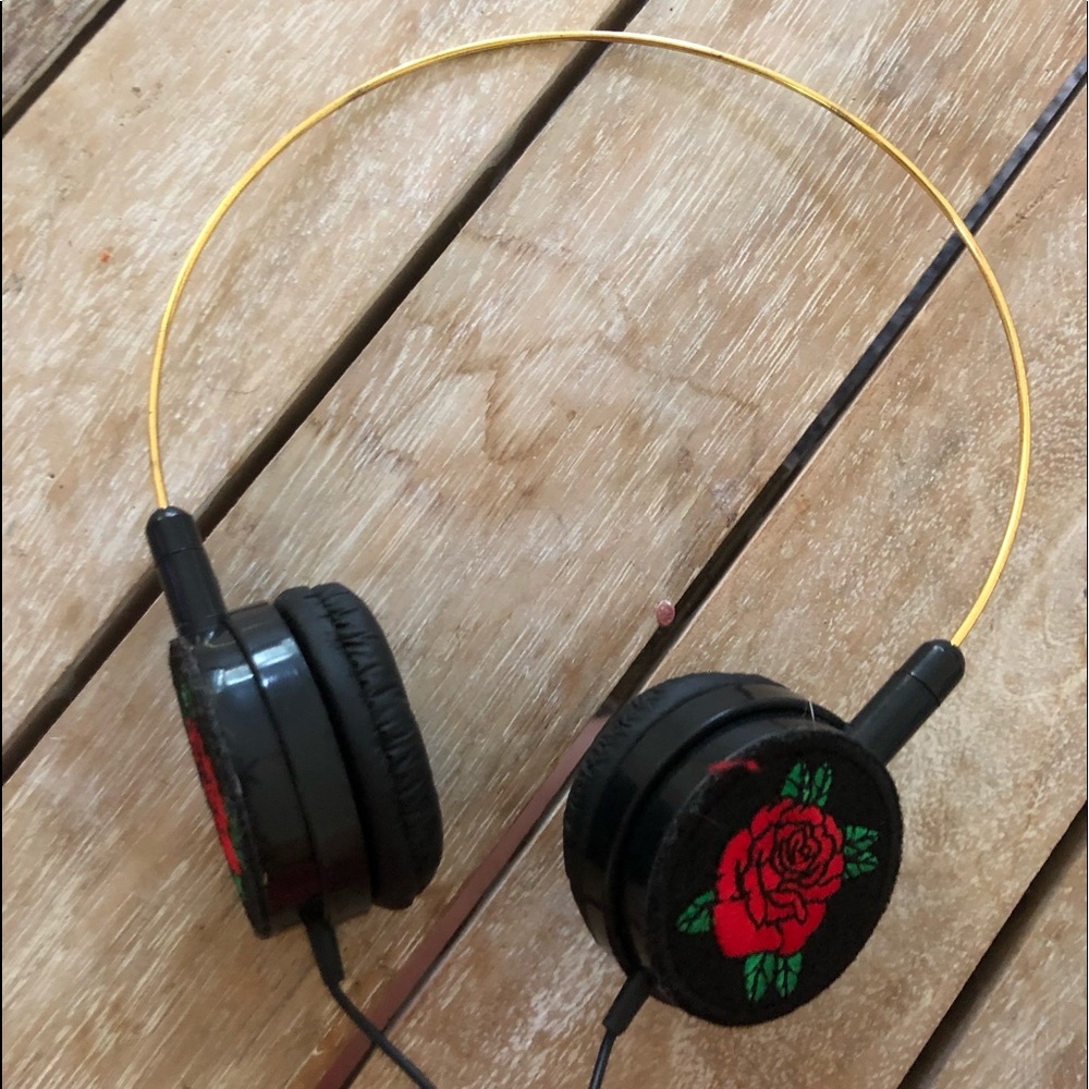 These are a nice pair of headphones